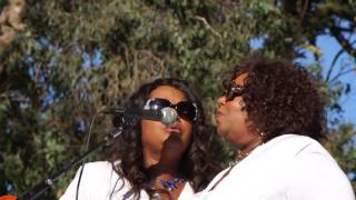 Buddy Miller and Emmylou Harris, &quot;Wide River to Cross&quot; live at Hardly Strictly Bluegrass