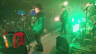 El Jefe De La Sierra - Los Tucanes De Tijuana (En Vivo)