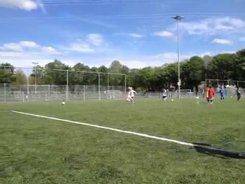 WV-HEDW 4 (za) vs. WV-HEDW 8 (za) 15-5-2013 15:47