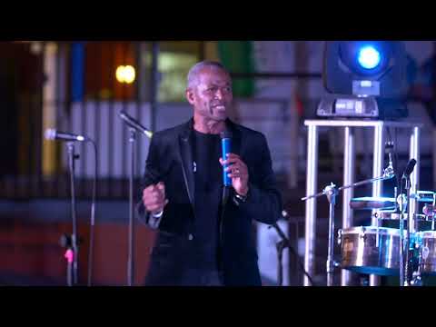 LESLIE VOS & TONY SHEARMAN: AMIGU PA SEMPER: (Live in Aruba may 2019)