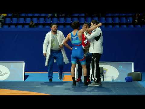 1/2 Final FS 65 kg ARTSEN KRAUCHANKA (BLR)    VALODYA FRANGULYAN (ARM)