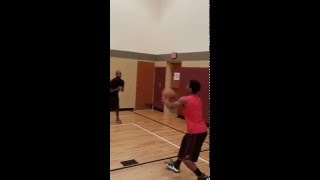 Download lagu 5 Spot Shooting with J.McCants mp3 Download lagu 5 Spot Shooting with J.McCants mp3