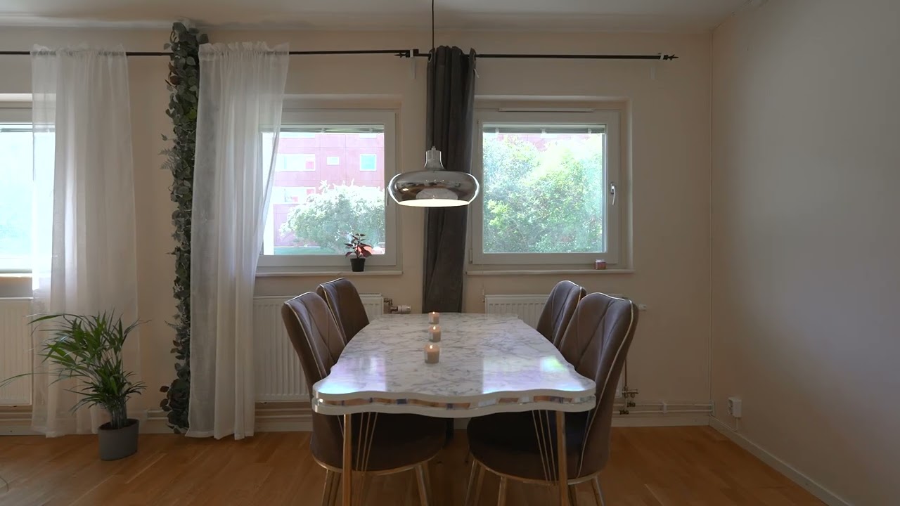 2 rum Lägenhet på Stavangergatan 36 Husby Stockholms kommun - video