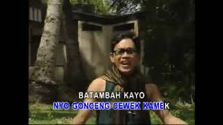 Download lagu Edi Cotok Buyuang Jo Baruak mp3