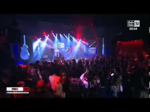 Francesca Michielin - Fedez - Magnifico & Cigno Nero - Radio Italia Live 23/01/2015
