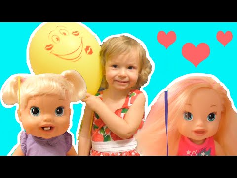 Olga Pretend Play with New Car Toy and Balloons