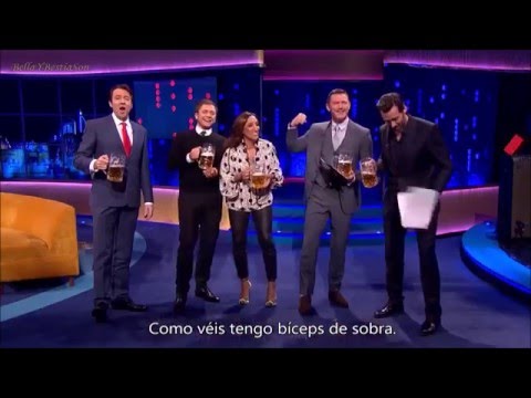 Luke Evans y Hugh Jackman cantan Gastón (Subtitulado)