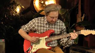 Video thumbnail for Fender Stratocaster 1965 specs fiesta red presented by Vintage Guitar Oldenburg and Tobias Hoffmann by Vintage Guitar Oldenburg
