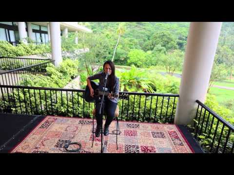 Ashley Lilinoe - Leave It On My Mind (HiSessions.com Acoustic Live!)