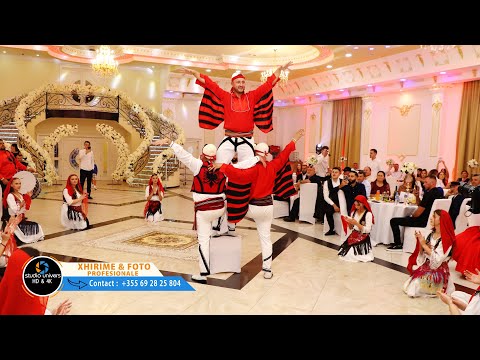 Grupi Ardhmeria nga Gjakova performojne ne Dasmen e Edit & Glejdjes