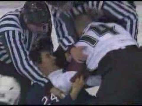 Ian Laperriere vs Steve Staios