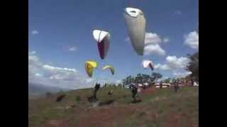 preview picture of video 'Paragliding, A Day at the Mountain'