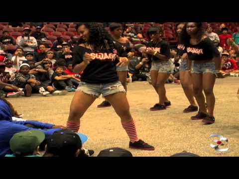 Female Dougie Video! ( Dougie Like Savage )