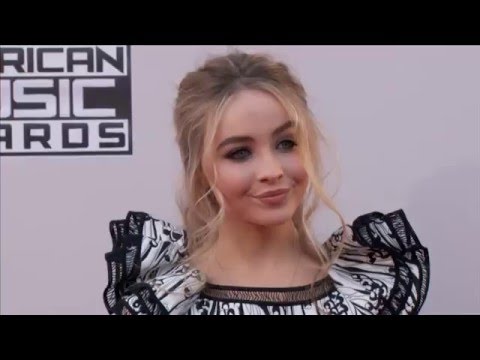 Sabrina Carpenter Red Carpet Fashion AMAs 2015
