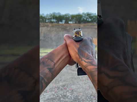 How not to aim | never focus on iron sights