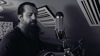 Sean Rowe - "Newton's Cradle" (Live)