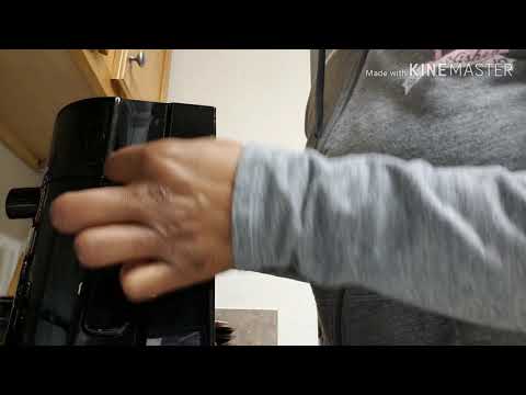 YouTube video about: How to take apart a black and decker juicer?