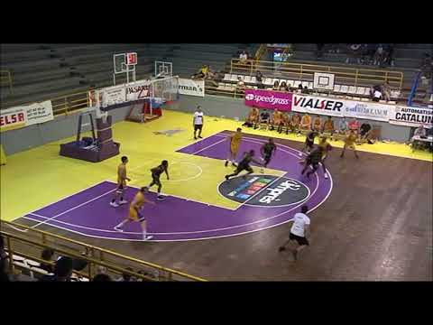 Bijan "SWAG" Dotson dunk vs. U.E. Mataro in Liga Mediterranean Cup