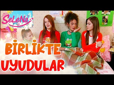 Eve yabancı misafir gelirse - Selena Kolajlar