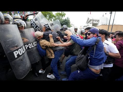 La Trama de la Protesta El Perú en la Encrucijada