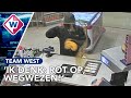 Overvaller weggejaagd met hete koffie - Team West