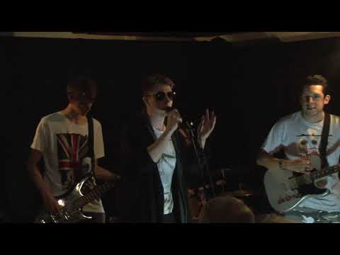 Losing my Religion - Mad Mondays (R.E.M. Cover) (Live)