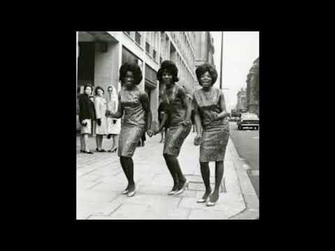 Dancing In The Street - Martha And The Vandellas - 1964