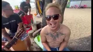 Download lagu Di dia ho Viky Sianipar Cover Punxgoaran Band mp3 Download lagu Di dia ho Viky Sianipar Cover Punxgoaran Band mp3