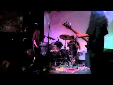 Slabdragger VS Leevil - The Muffin Man Massacre (finale)