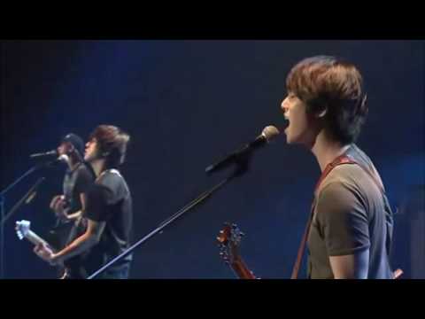 CNBle - La La La (Live)