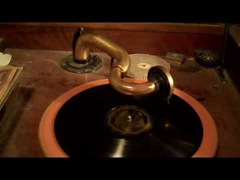 JEAN GOLDKETTE JOE VENUTI EDDIE LANG FRANK BESSINGER - HUSH-A-BYE - ROARING 20's VICTROLA 8-30