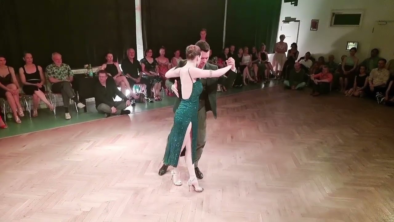 Video thumbnail for Hernan Hernandez & Maude Andrey - Viviani - Carlos Di Sarli