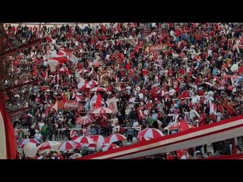 "Estamos esperando a los de la gloriosa!  hinchada en clásico Huracán San Lorenzo" Barra: La Banda de la Quema &bull; Club: Huracán