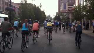 preview picture of video 'KC Critical Mass Ride through the Country Club Plaza - May 2012'
