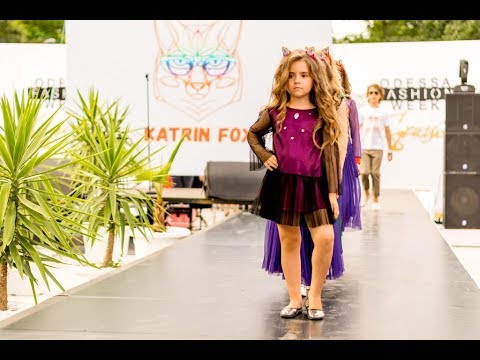 KATRIN FOX - Odessa Fashion Week Cruise