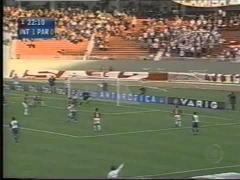 Internacional 2 x 1 Paraná - Brasileiro 2003