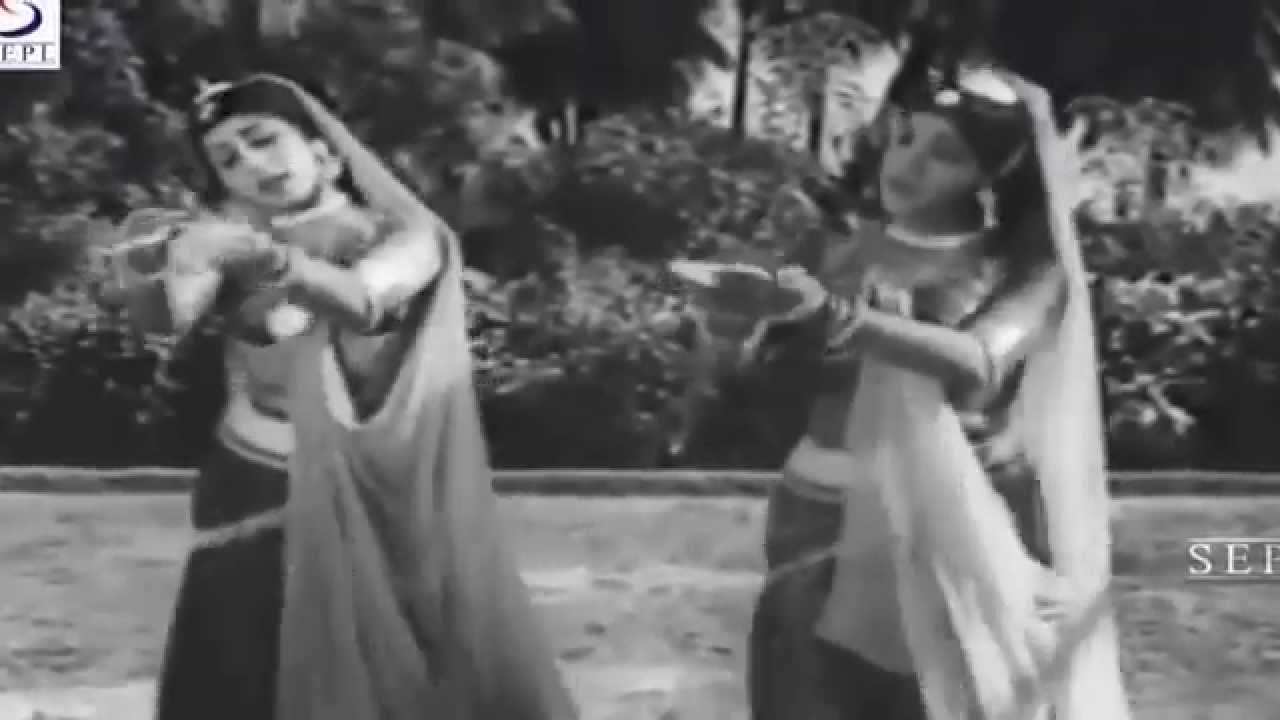Bane Aisa Samaaj Lyrics | Bahu Rani | Lata Mangeshkar, Asha Bhosle, Manna Dey | Chitalkar Ramchandra