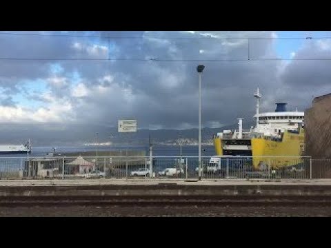 FA8352: da Reggio Calabria Centrale a Villa San Giovanni.