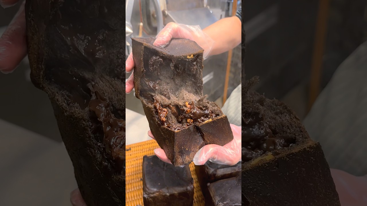 チョコとクルミがぎっしり詰まった濃厚生チョコ食パン🍫🍞