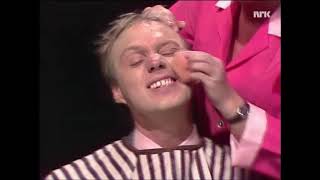 Knutsen og Ludvigsen - Dum og deilig