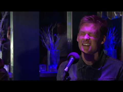An Audience With Lee Ryan- 'Red' (Daniel Merriweather cover)
