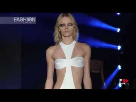 ADRIANA DEGREAS SPFW Verão 2016 by Fashion Channel