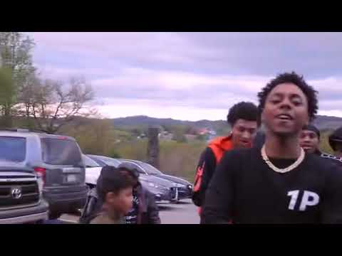 DJ Focus ft Yungcash - Top Talk