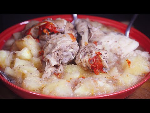 Mtsolole de manioc/manioc au poulet