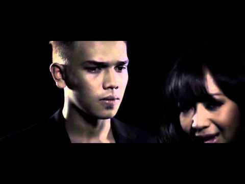 Siapa Diriku    Amylea & Nadia Aqilah Official Music Video