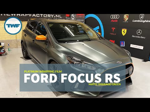 Carwrap video van een Ford Focus RS wrapped in PWF Matte Smaragd Green