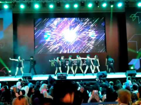 161008 BARBIES UP - BANG Remix at K-EXPO KOCCA ICE BSD