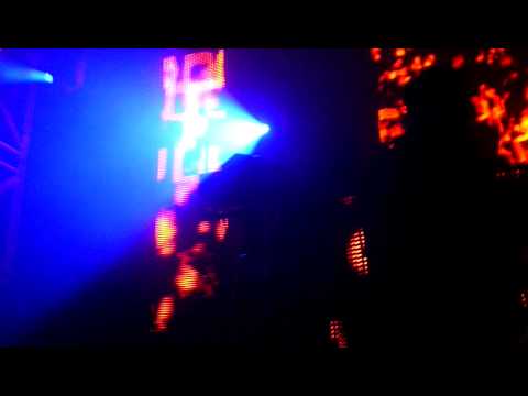 Tritonal: Suzu [Metropolis Edmonton 2011]