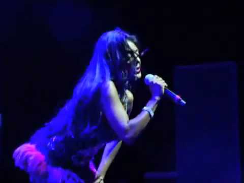 Shyra Sanchez Performing Touch Myself