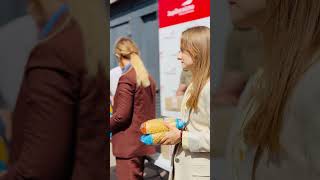 Підтримка людей та гуманітарна допомога залишаються одним із найважливіших напрямків роботи.
